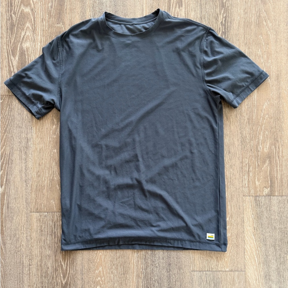 Vuori strato tech tee